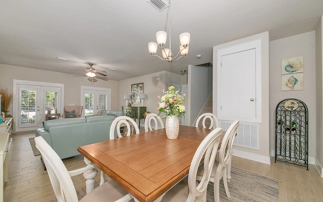 Footprints in the Sand at Arborgate