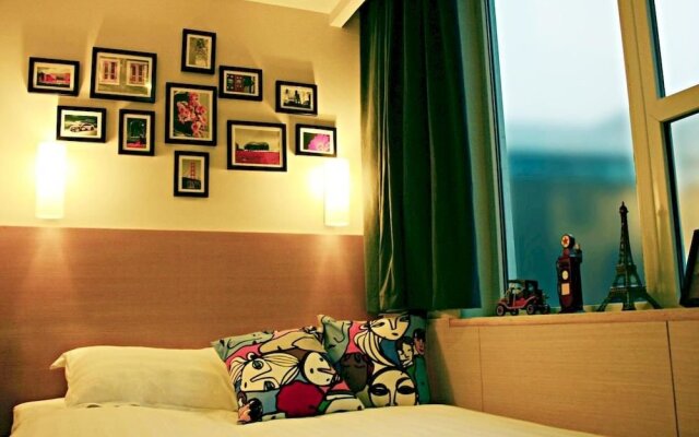 Chengdu Rongcheng Holiday Hotel