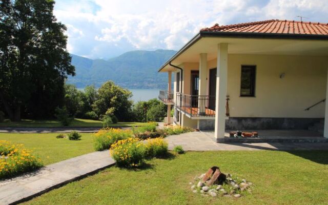 House Antonia Porto Valtravaglia