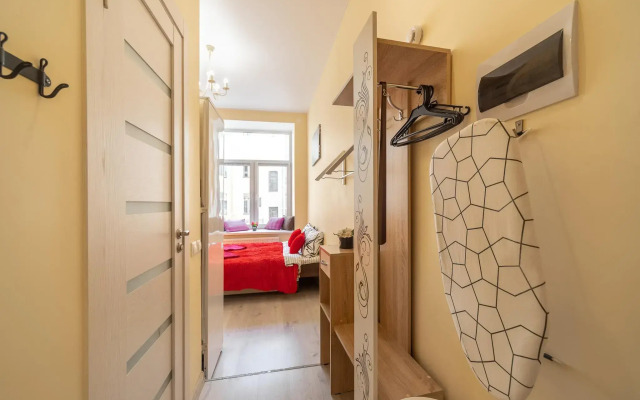 Апартаменты на улице Марата 8