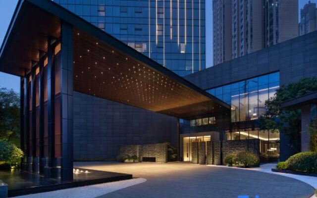 Yiman Hotel