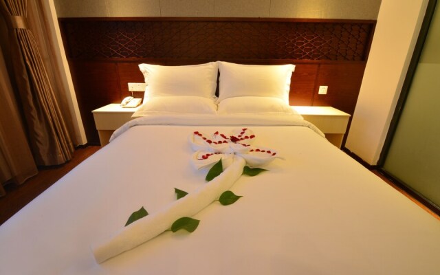 Royal Holiday Hotel
