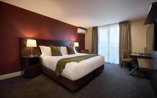 Rendezvous Heritage Hotel Queenstown – Guest Rooms – Queenstown