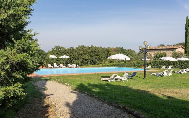 Montignano Trilo With Shared Pool