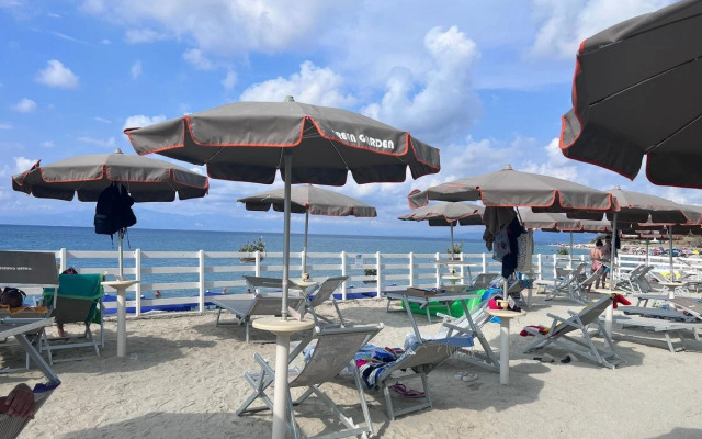 Villaggio Green Garden Club