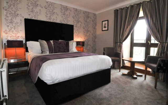 The Hillcrest Hotel
