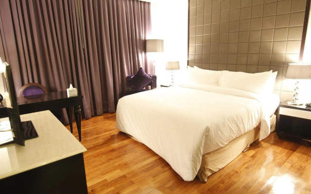 Diradja Hotel
