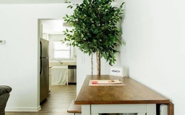 Nashville's Best 1 Bd Apartment Near Downtown