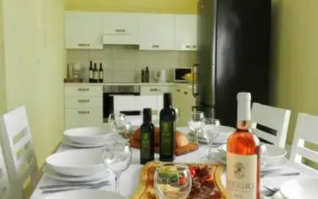 Apartments Smaragdna Villa