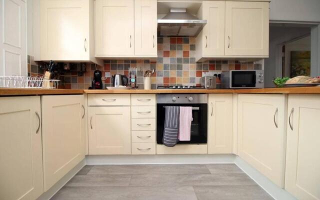 Spacious Georgian Apartment 5 mins from Bath Abbey