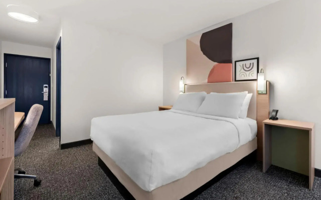 SureStay Hotel by Best Western Norfolk Little Creek
