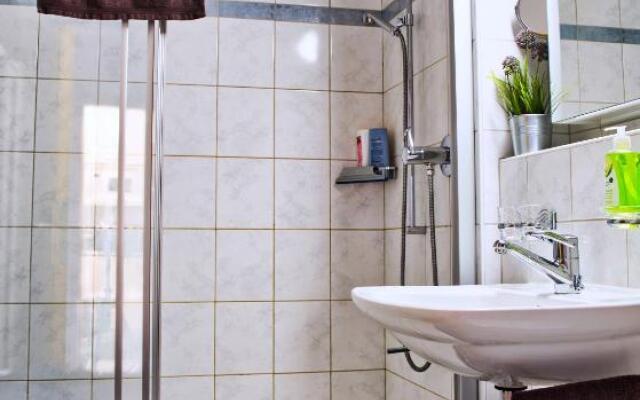 swissme-Seeblick-Balkon-55qm-Parkplatz-Nahe Bergbahn