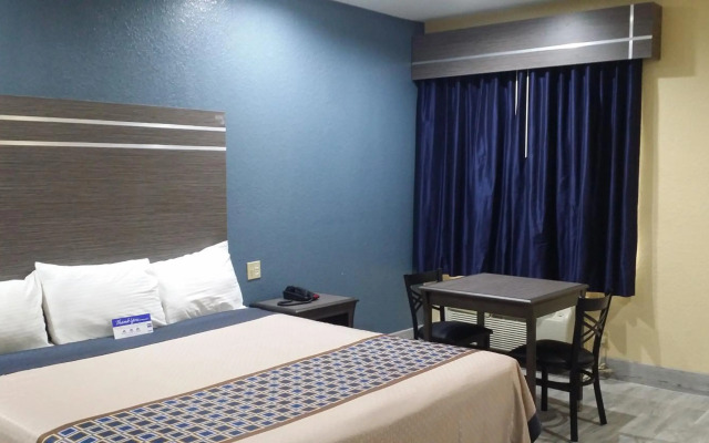 Americas Best Value Inn & Suites Houston NE
