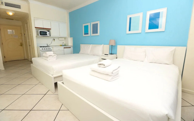 682 Hollywood Beach City View