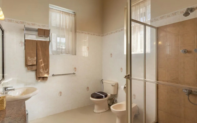 Grand Bungalow Nuwara Eliya by Seven Angels