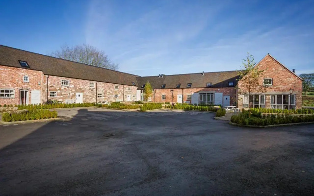 Unit 1 Dove Farm Barns