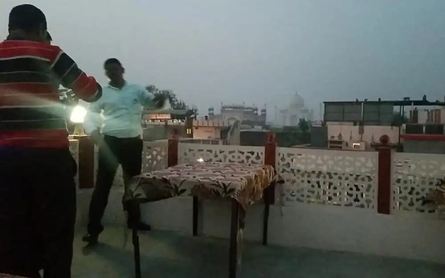 Sai Palace Agra by Goroomgo