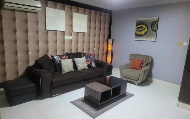 New Land Luxury Hotel
