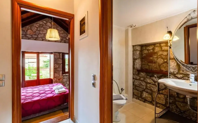 Impeccable Studio for 2 in Limenaria