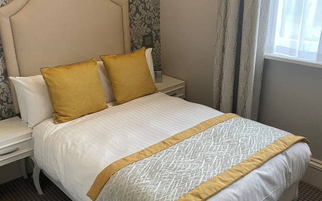 Wroxall Abbey Hotel