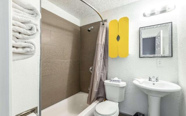 Quality Inn Suites Kansas City Downtown