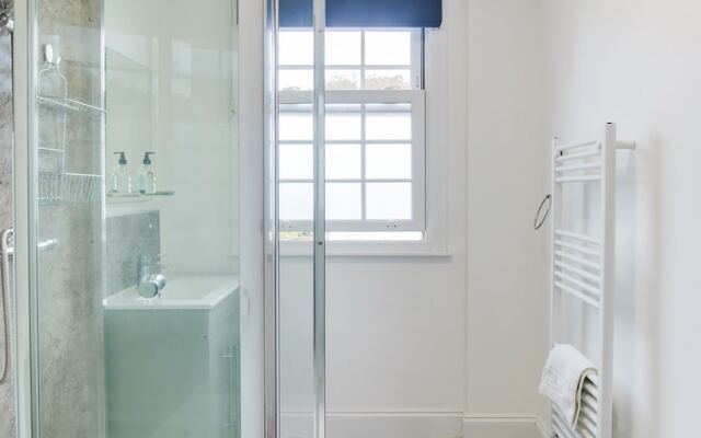 Iffley Town House