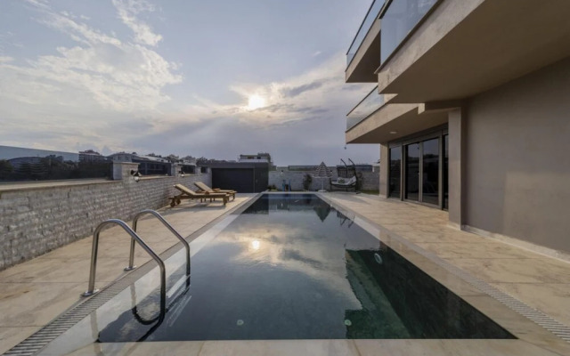 Luxury Villa With Private Pool Close to Lara Beach