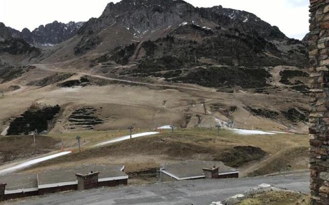 Appartement La Mongie, 2 pièces, 4 personnes - FR-1-404-317