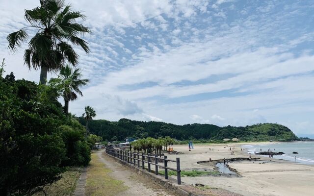 Shirahama Beach Garden