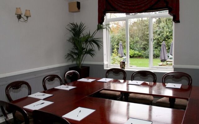 Beechwood Close Hotel