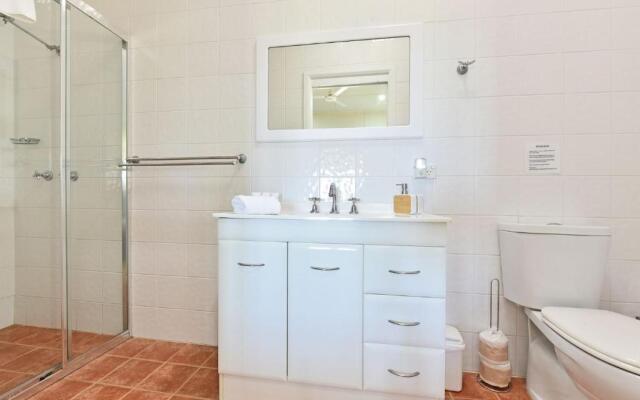 Brokenback Vineyard Cottage