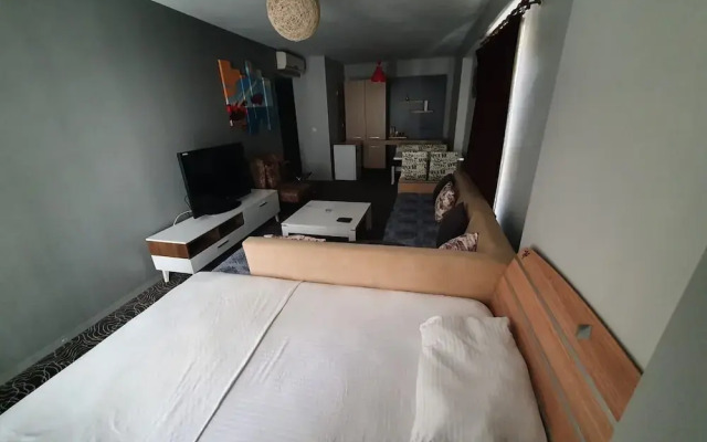 İNCİ House