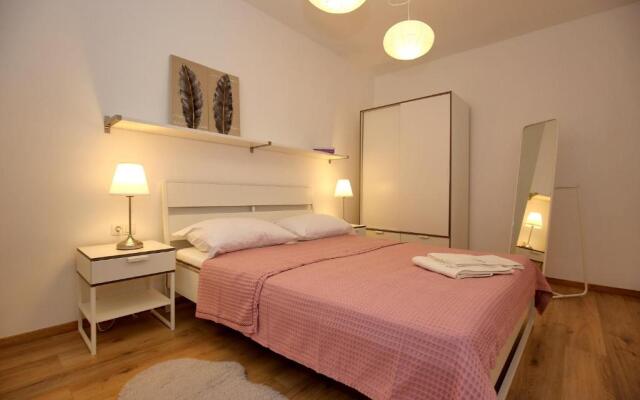 Apartments Ines