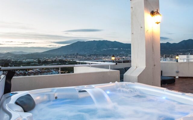 Grand Penthouse Ref 12