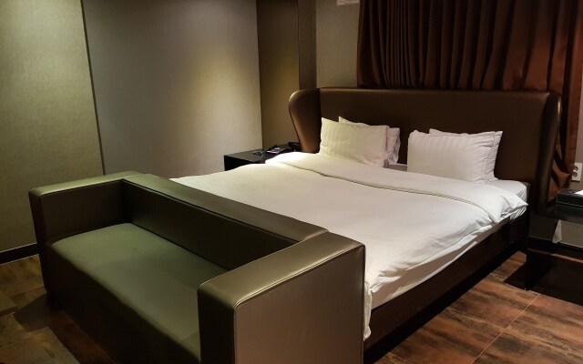 California Hotel Seocho