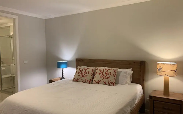 Apple House Truganina