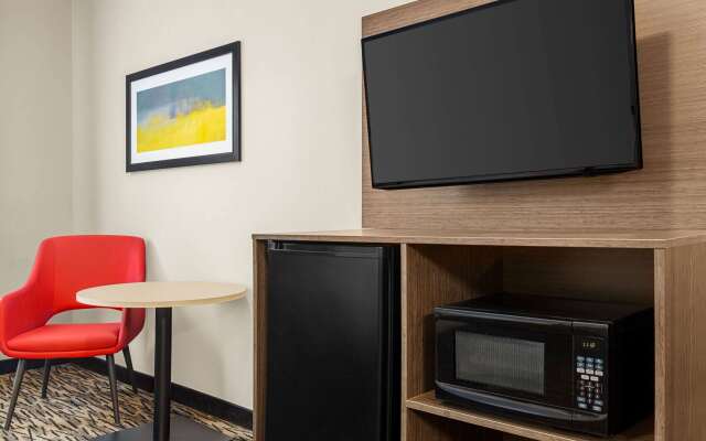 Ramada by Wyndham Marina