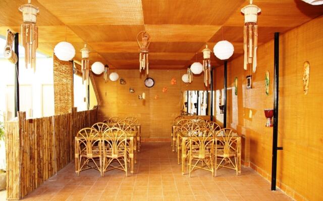 3 Seasons Service Apartment & Hotels Pvt. Ltd.