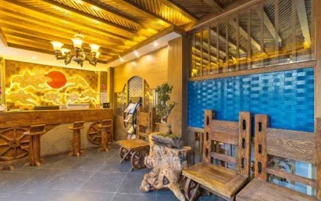 Lijiang Lanting Resort Inn (Shuhe Ancient Town Square Street)