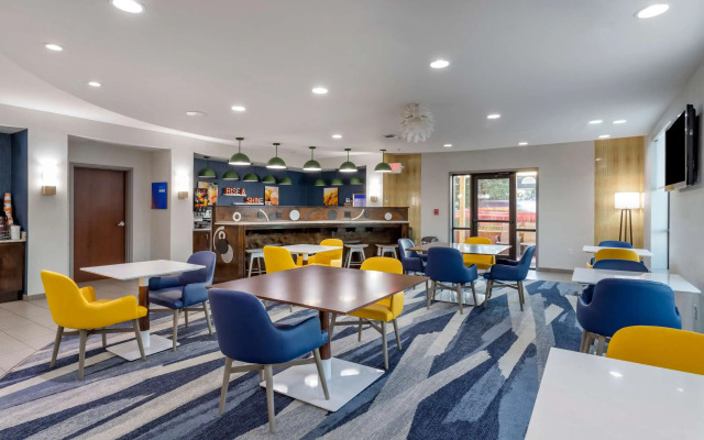 Comfort Suites Natchitoches