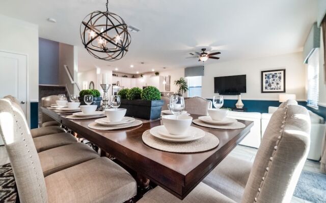 1497 Rolling Fairway Drive