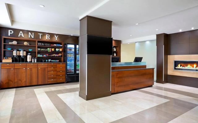 Four Points by Sheraton Surrey