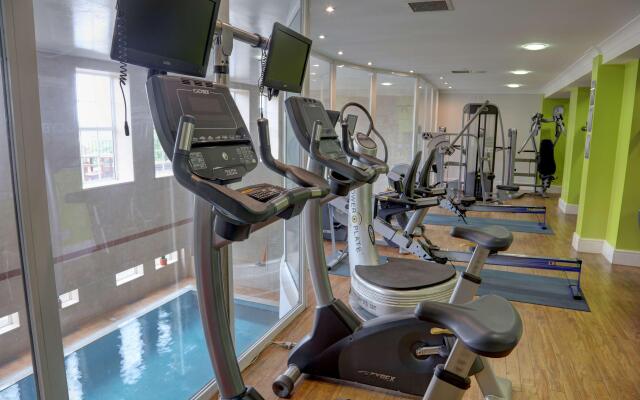 Crowne Plaza East Midlands Airport by IHG