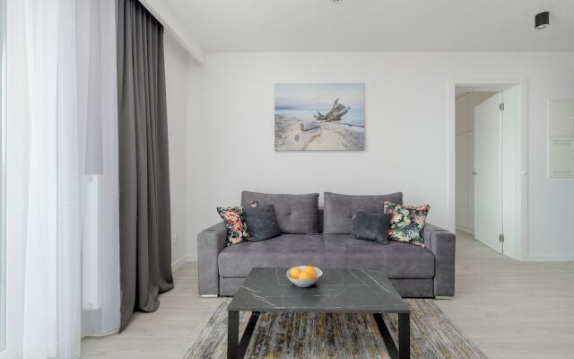 Apartment With Balcony by Renters