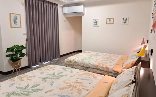 7 Hostel