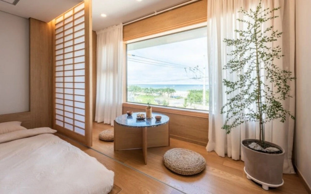 Yangyang Sosohaniyagi Pension