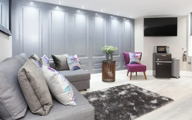 Priory House Apartments 1