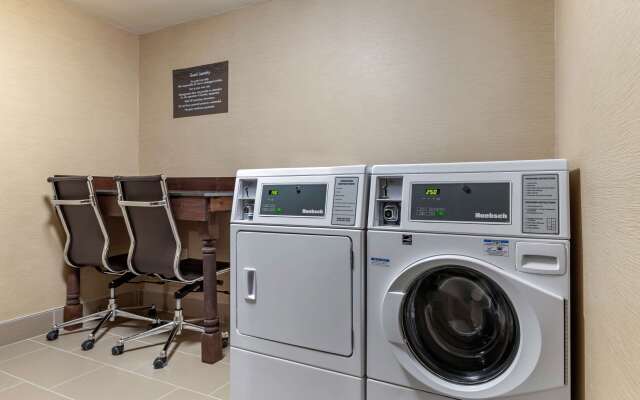 Comfort Inn University
