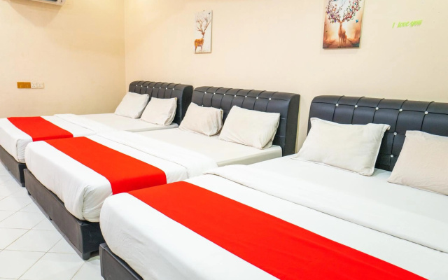 MK Homestay Wakaf Che Yeh with bathtub - Max 14 Pax – Guest Rooms – Kota Bharu