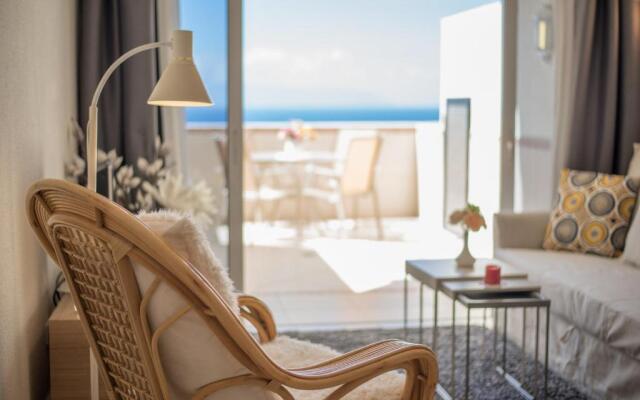 Jacaranda suite